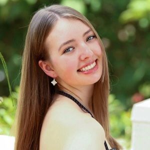 Meet your Posher, Sierra